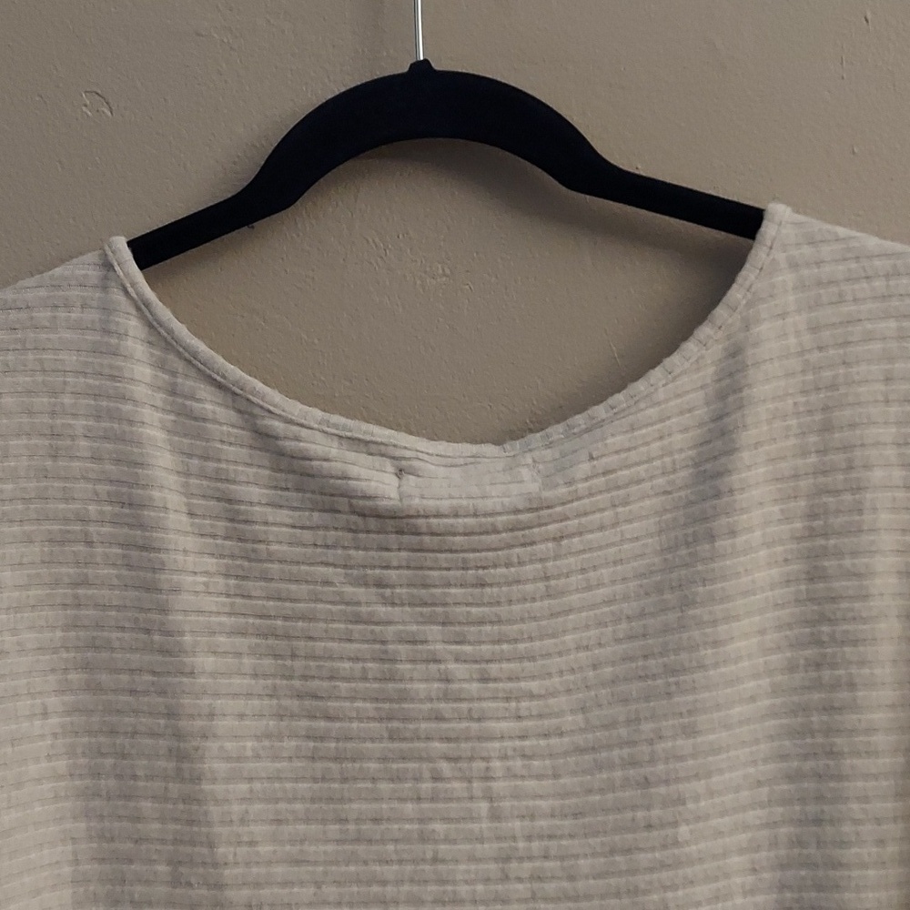 NWT VELVET by Graham & Spencer Light Gray Ribbed Dolman Sleeve Pullover Top - Picture 9 of 14